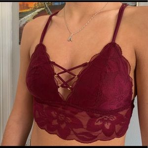 PINK (VS) BRALETTE 🌸